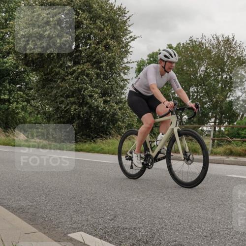 30.08.2026 - Elbe Triathlon Hamburg Michael Burmester http://msf.ph/oto/10111132 30.08.2026 14:09:18 Radfahren 140, 163, 164 meine-sportfotos.de