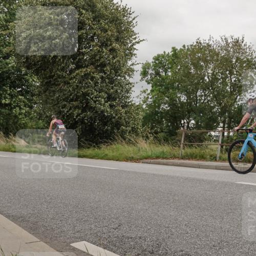 30.08.2026 - Elbe Triathlon Hamburg Michael Burmester http://msf.ph/oto/10111134 30.08.2026 14:09:34 Radfahren 152 meine-sportfotos.de
