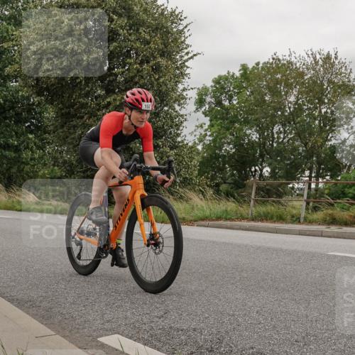 30.08.2026 - Elbe Triathlon Hamburg Michael Burmester http://msf.ph/oto/10111135 30.08.2026 14:09:40 Radfahren 152, 152 meine-sportfotos.de