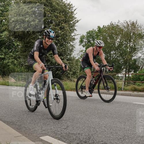 30.08.2026 - Elbe Triathlon Hamburg Michael Burmester http://msf.ph/oto/10111142 30.08.2026 14:10:03 Radfahren 148, 168 meine-sportfotos.de