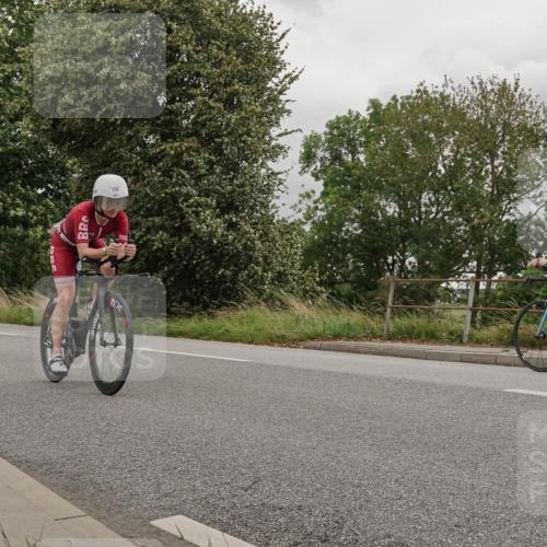 30.08.2026 - Elbe Triathlon Hamburg Michael Burmester http://msf.ph/oto/10111145 30.08.2026 14:10:13 Radfahren 131, 156 meine-sportfotos.de