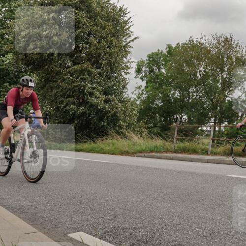 30.08.2026 - Elbe Triathlon Hamburg Michael Burmester http://msf.ph/oto/10111154 30.08.2026 14:10:53 Radfahren 179, 172, 179 meine-sportfotos.de