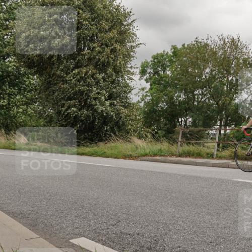 30.08.2026 - Elbe Triathlon Hamburg Michael Burmester http://msf.ph/oto/10111164 30.08.2026 14:11:26 Radfahren 161 meine-sportfotos.de