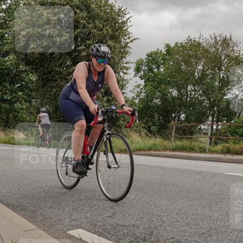 30.08.2026 - Elbe Triathlon Hamburg Michael Burmester http://msf.ph/oto/10111176 30.08.2026 14:12:13 Radfahren 155, 155 meine-sportfotos.de