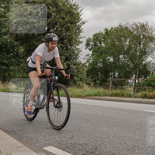 30.08.2026 - Elbe Triathlon Hamburg Michael Burmester http://msf.ph/oto/10111181 30.08.2026 14:12:28 Radfahren 128, 128, 134, 153 meine-sportfotos.de