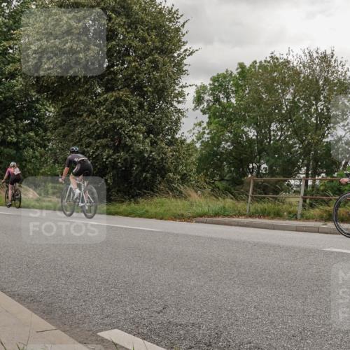 30.08.2026 - Elbe Triathlon Hamburg Michael Burmester http://msf.ph/oto/10111198 30.08.2026 14:13:21 Radfahren  meine-sportfotos.de