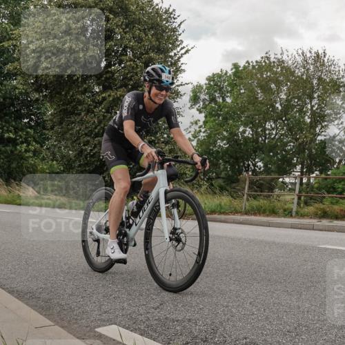 30.08.2026 - Elbe Triathlon Hamburg Michael Burmester http://msf.ph/oto/10111217 30.08.2026 14:14:39 Radfahren 148, 148, 175 meine-sportfotos.de