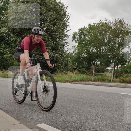 30.08.2026 - Elbe Triathlon Hamburg Michael Burmester http://msf.ph/oto/10111237 30.08.2026 14:16:05 Radfahren 179, 132, 165, 172, 176, 179 meine-sportfotos.de