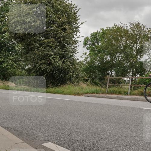 30.08.2026 - Elbe Triathlon Hamburg Michael Burmester http://msf.ph/oto/10111253 30.08.2026 14:16:55 Radfahren 157 meine-sportfotos.de