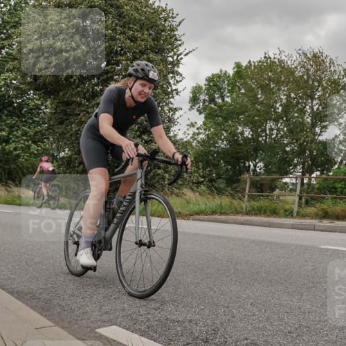 30.08.2026 - Elbe Triathlon Hamburg Michael Burmester http://msf.ph/oto/10111254 30.08.2026 14:16:56 Radfahren 157, 157, 162 meine-sportfotos.de