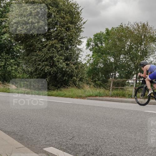 30.08.2026 - Elbe Triathlon Hamburg Michael Burmester http://msf.ph/oto/10111272 30.08.2026 14:18:18 Radfahren 134, 137 meine-sportfotos.de