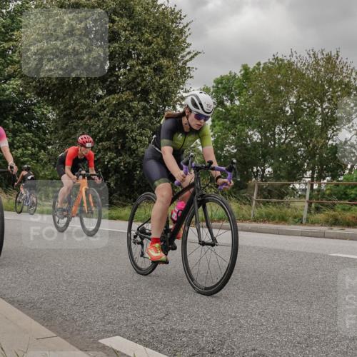 30.08.2026 - Elbe Triathlon Hamburg Michael Burmester http://msf.ph/oto/10111275 30.08.2026 14:18:25 Radfahren 150, 137, 145, 150, 152, 178 meine-sportfotos.de