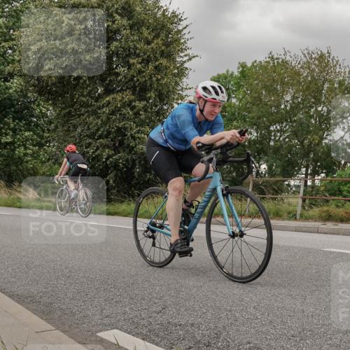 30.08.2026 - Elbe Triathlon Hamburg Michael Burmester http://msf.ph/oto/10111315 30.08.2026 14:21:04 Radfahren 132, 146, 161, 172, 176 meine-sportfotos.de