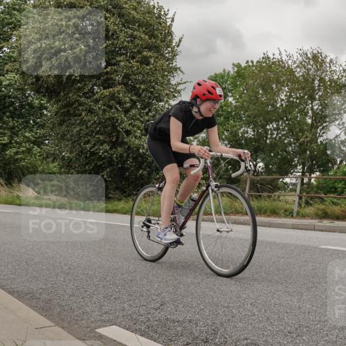 30.08.2026 - Elbe Triathlon Hamburg Michael Burmester http://msf.ph/oto/10111332 30.08.2026 14:22:28 Radfahren 133, 142, 153 meine-sportfotos.de