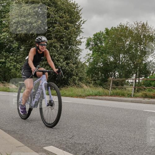 30.08.2026 - Elbe Triathlon Hamburg Michael Burmester http://msf.ph/oto/10111356 30.08.2026 14:25:48 Radfahren 170 meine-sportfotos.de