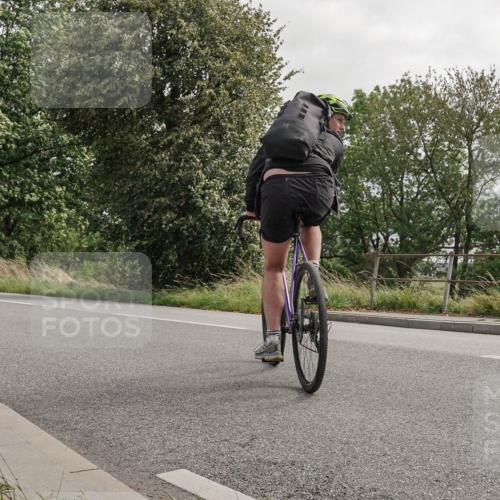 30.08.2026 - Elbe Triathlon Hamburg Michael Burmester http://msf.ph/oto/10111372 30.08.2026 14:35:31 Radfahren  meine-sportfotos.de