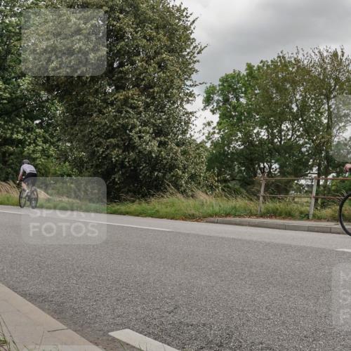 30.08.2026 - Elbe Triathlon Hamburg Michael Burmester http://msf.ph/oto/10111408 30.08.2026 14:44:57 Radfahren  meine-sportfotos.de