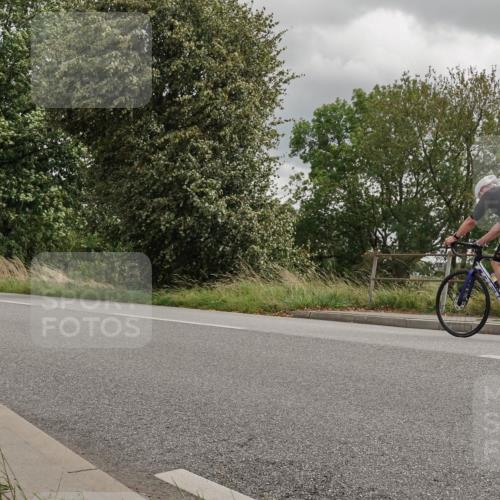 30.08.2026 - Elbe Triathlon Hamburg Michael Burmester http://msf.ph/oto/10111415 30.08.2026 14:46:14 Radfahren 171 meine-sportfotos.de