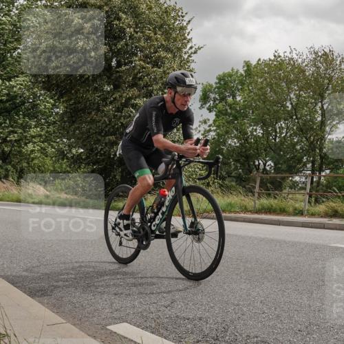 30.08.2026 - Elbe Triathlon Hamburg Michael Burmester http://msf.ph/oto/10111429 30.08.2026 14:47:33 Radfahren 165, 168 meine-sportfotos.de