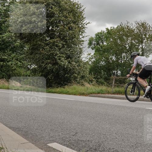 30.08.2026 - Elbe Triathlon Hamburg Michael Burmester http://msf.ph/oto/10111442 30.08.2026 14:48:50 Radfahren 140, 154 meine-sportfotos.de