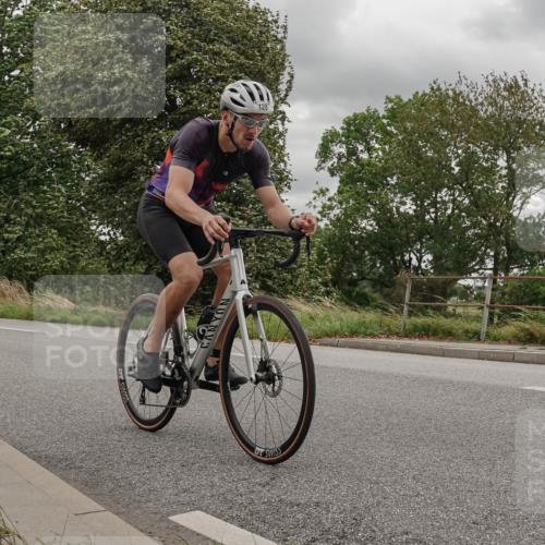 30.08.2026 - Elbe Triathlon Hamburg Michael Burmester http://msf.ph/oto/10111448 30.08.2026 14:49:37 Radfahren 128, 128 meine-sportfotos.de