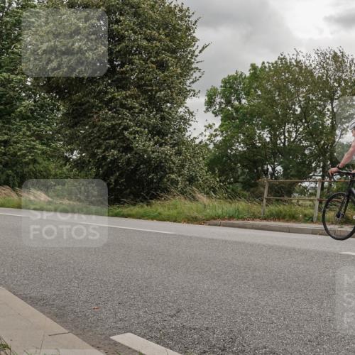 30.08.2026 - Elbe Triathlon Hamburg Michael Burmester http://msf.ph/oto/10111459 30.08.2026 14:50:29 Radfahren 162 meine-sportfotos.de