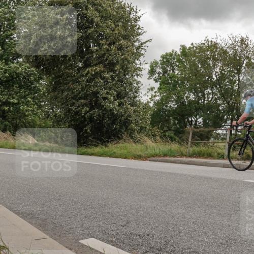30.08.2026 - Elbe Triathlon Hamburg Michael Burmester http://msf.ph/oto/10111474 30.08.2026 14:51:34 Radfahren  meine-sportfotos.de