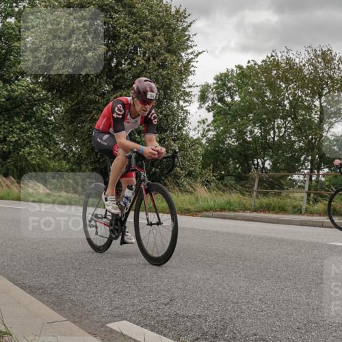 30.08.2026 - Elbe Triathlon Hamburg Michael Burmester http://msf.ph/oto/10111483 30.08.2026 14:52:22 Radfahren 164 meine-sportfotos.de