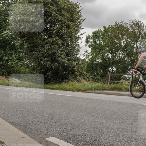 30.08.2026 - Elbe Triathlon Hamburg Michael Burmester http://msf.ph/oto/10111501 30.08.2026 14:53:28 Radfahren  meine-sportfotos.de