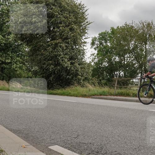 30.08.2026 - Elbe Triathlon Hamburg Michael Burmester http://msf.ph/oto/10111530 30.08.2026 14:55:38 Radfahren  meine-sportfotos.de