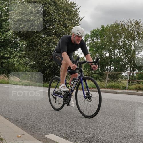 30.08.2026 - Elbe Triathlon Hamburg Michael Burmester http://msf.ph/oto/10111534 30.08.2026 14:55:58 Radfahren 151, 177 meine-sportfotos.de