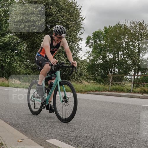 30.08.2026 - Elbe Triathlon Hamburg Michael Burmester http://msf.ph/oto/10111537 30.08.2026 14:56:05 Radfahren 170 meine-sportfotos.de