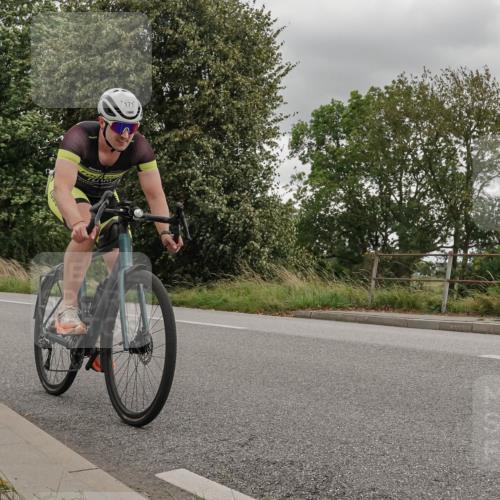 30.08.2026 - Elbe Triathlon Hamburg Michael Burmester http://msf.ph/oto/10111540 30.08.2026 14:56:15 Radfahren 171 meine-sportfotos.de