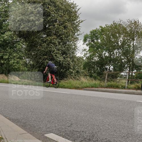 30.08.2026 - Elbe Triathlon Hamburg Michael Burmester http://msf.ph/oto/10111544 30.08.2026 14:56:27 Radfahren  meine-sportfotos.de