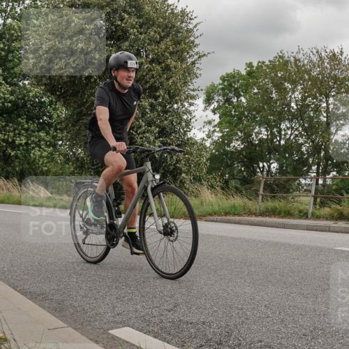 30.08.2026 - Elbe Triathlon Hamburg Michael Burmester http://msf.ph/oto/10111545 30.08.2026 14:56:31 Radfahren 179 meine-sportfotos.de