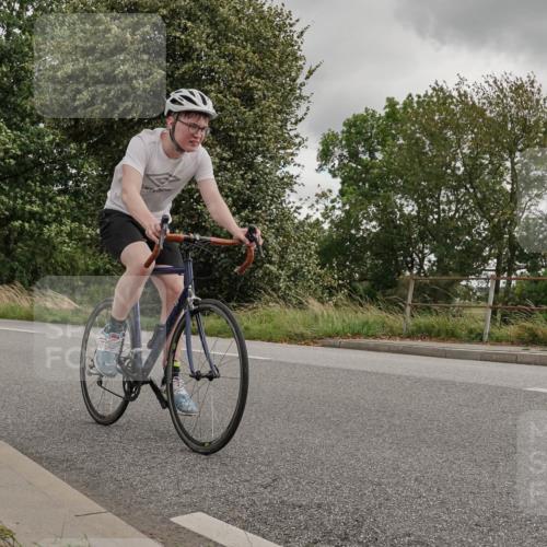 30.08.2026 - Elbe Triathlon Hamburg Michael Burmester http://msf.ph/oto/10111556 30.08.2026 14:57:30 Radfahren  meine-sportfotos.de