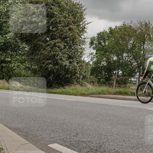 30.08.2026 - Elbe Triathlon Hamburg Michael Burmester http://msf.ph/oto/10111563 30.08.2026 14:58:06 Radfahren  meine-sportfotos.de