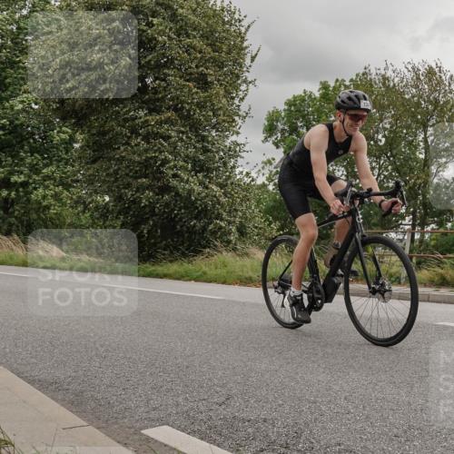 30.08.2026 - Elbe Triathlon Hamburg Michael Burmester http://msf.ph/oto/10111584 30.08.2026 15:00:02 Radfahren 138 meine-sportfotos.de