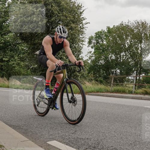 30.08.2026 - Elbe Triathlon Hamburg Michael Burmester http://msf.ph/oto/10111610 30.08.2026 15:03:37 Radfahren 169 meine-sportfotos.de