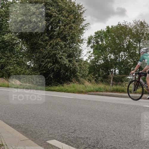 30.08.2026 - Elbe Triathlon Hamburg Michael Burmester http://msf.ph/oto/10111647 30.08.2026 15:11:40 Radfahren 1302 meine-sportfotos.de