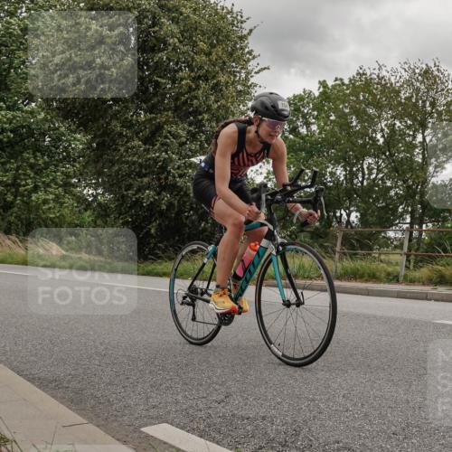 30.08.2026 - Elbe Triathlon Hamburg Michael Burmester http://msf.ph/oto/10111650 30.08.2026 15:12:52 Radfahren  meine-sportfotos.de