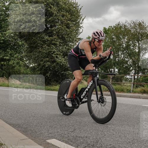 30.08.2026 - Elbe Triathlon Hamburg Michael Burmester http://msf.ph/oto/10111663 30.08.2026 15:16:28 Radfahren  meine-sportfotos.de
