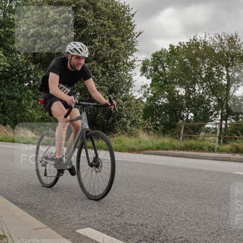 30.08.2026 - Elbe Triathlon Hamburg Michael Burmester http://msf.ph/oto/10111668 30.08.2026 15:17:52 Radfahren 14321 meine-sportfotos.de