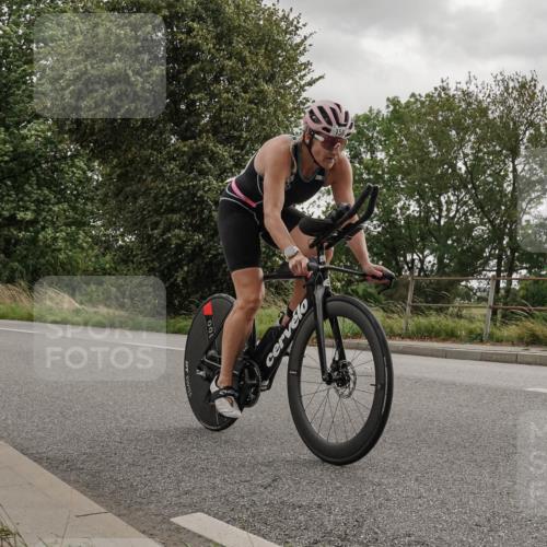 30.08.2026 - Elbe Triathlon Hamburg Michael Burmester http://msf.ph/oto/10111680 30.08.2026 15:20:36 Radfahren  meine-sportfotos.de