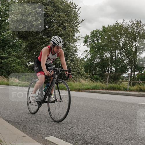 30.08.2026 - Elbe Triathlon Hamburg Michael Burmester http://msf.ph/oto/10111686 30.08.2026 15:21:40 Radfahren  meine-sportfotos.de