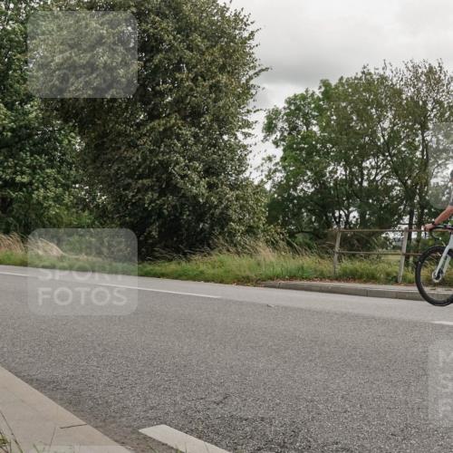30.08.2026 - Elbe Triathlon Hamburg Michael Burmester http://msf.ph/oto/10111697 30.08.2026 15:22:40 Radfahren  meine-sportfotos.de
