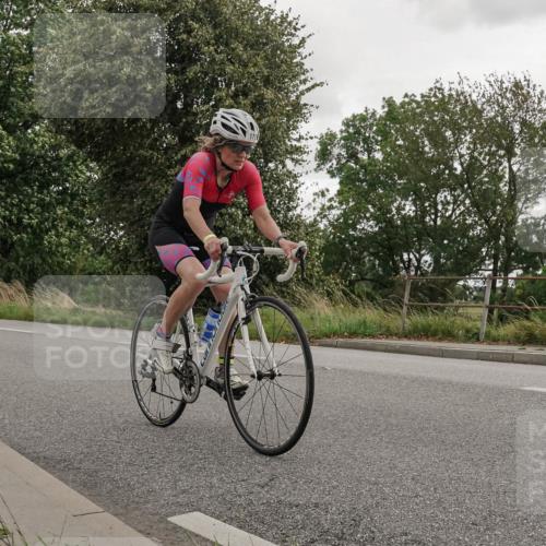 30.08.2026 - Elbe Triathlon Hamburg Michael Burmester http://msf.ph/oto/10111703 30.08.2026 15:23:49 Radfahren  meine-sportfotos.de