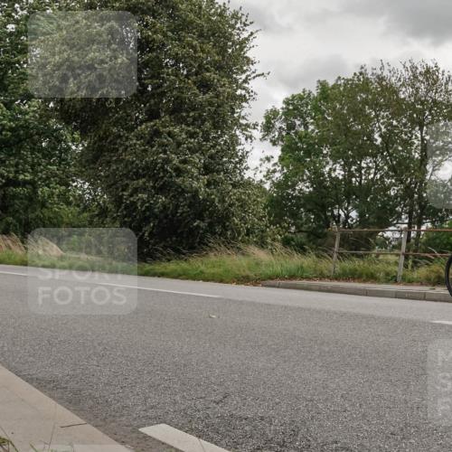 30.08.2026 - Elbe Triathlon Hamburg Michael Burmester http://msf.ph/oto/10111725 30.08.2026 15:26:52 Radfahren  meine-sportfotos.de