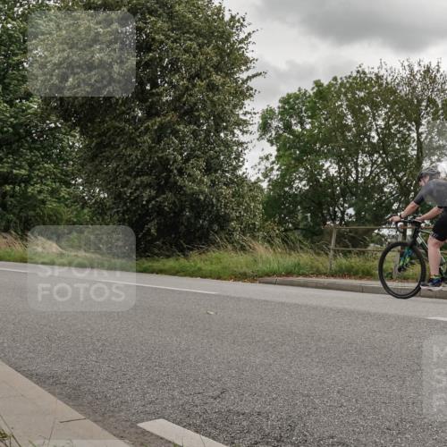 30.08.2026 - Elbe Triathlon Hamburg Michael Burmester http://msf.ph/oto/10111732 30.08.2026 15:27:15 Radfahren  meine-sportfotos.de