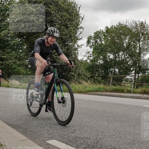 30.08.2026 - Elbe Triathlon Hamburg Michael Burmester http://msf.ph/oto/10111748 30.08.2026 15:28:46 Radfahren 171 meine-sportfotos.de